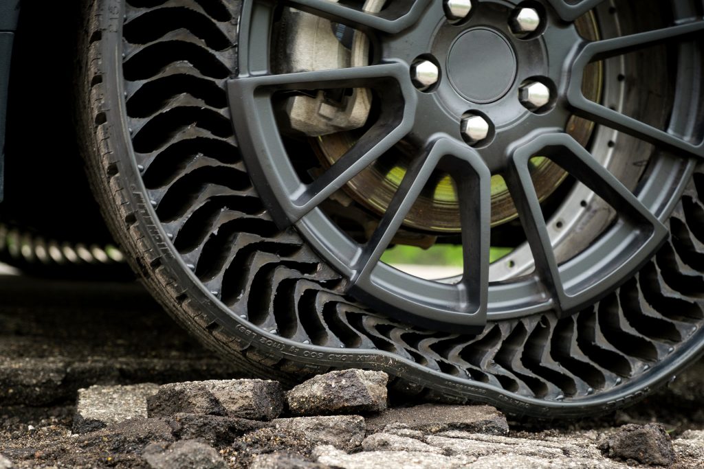 Puncture-resistant tyres? It’s possible. French manufacturer to start tests on its invention soon.