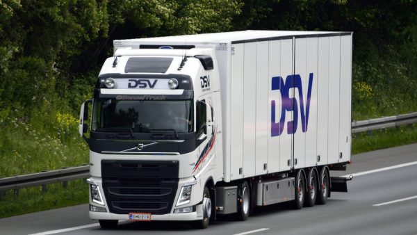 DSV Panalpina sums up the first half of the year. Surprisingly good balance sheet, despite the pande