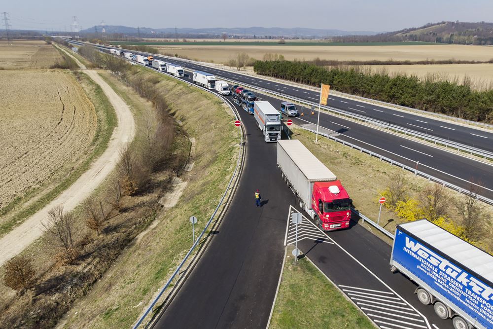 Az árunak 15 perc alatt át kell jutni a határon, mondja ki az új EU-s Közlekedési Vészhelyzeti Terv