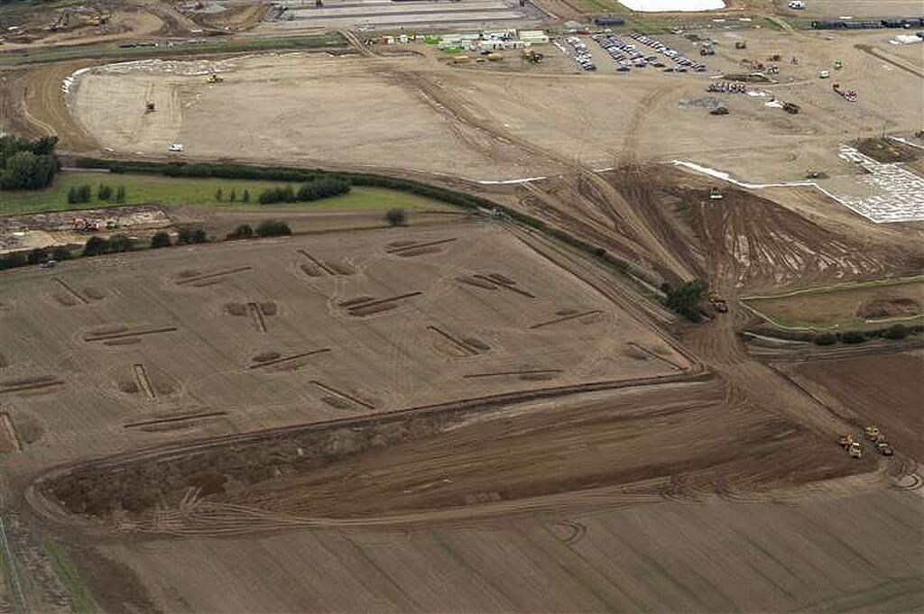 Kent lorry park construction held back by rain