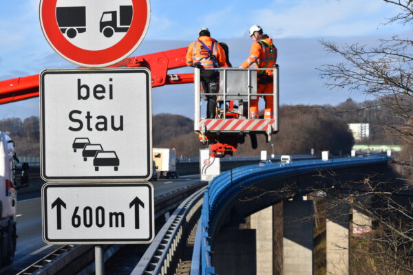 Brückensanierung läuft wieder an: Bund gibt 1,1 Milliarden Euro frei