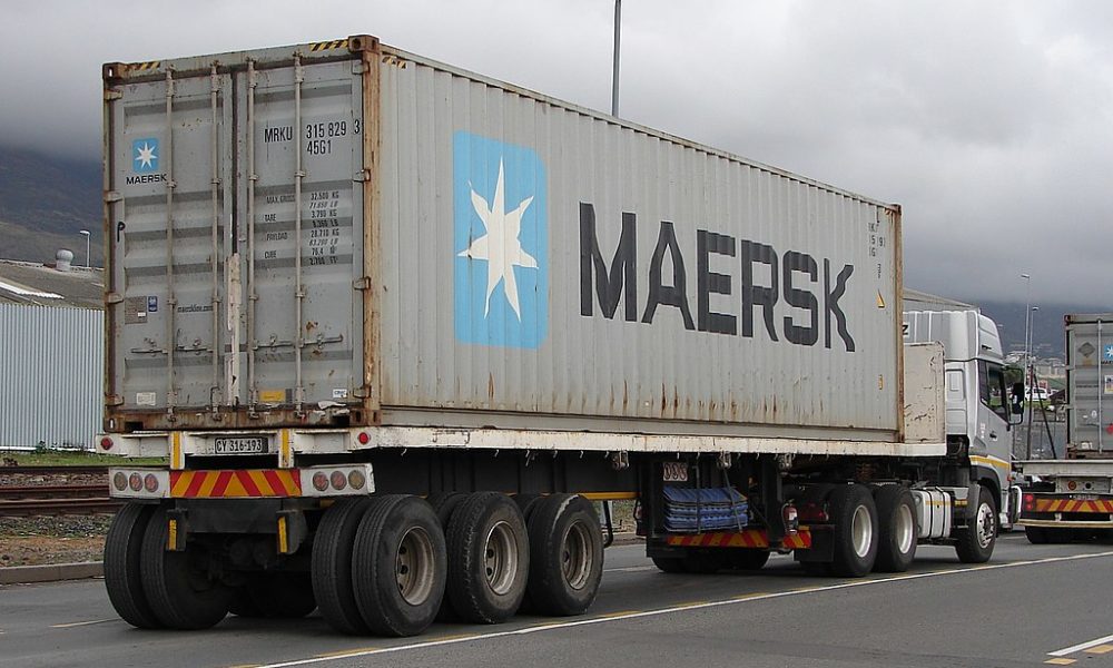 Maersk majorează prețurile pentru transportul rutier cu 10%