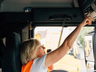 Szykuje się paraliż transportu międzynarodowego? Co czwarty polski przewoźnik nadal bez nowego tacho