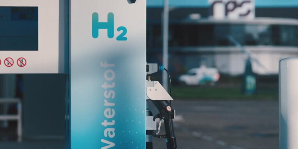 French companies to build 100+ HGV hydrogen filling stations in Europe in 6 years