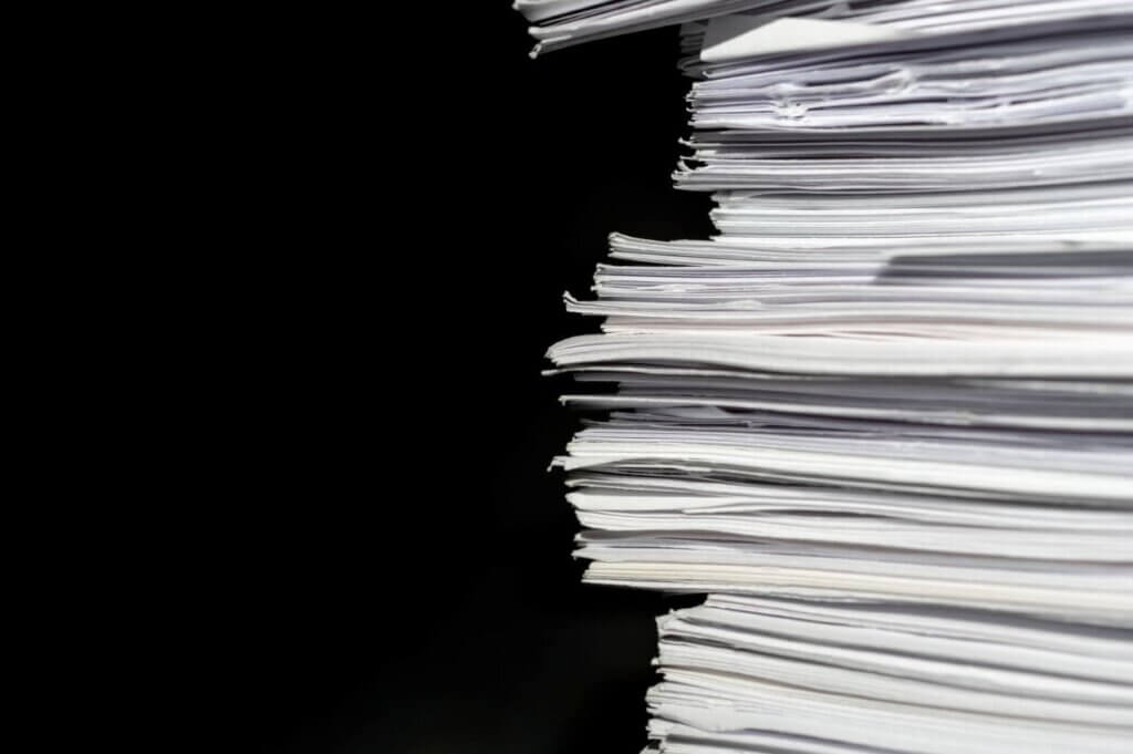 BIHK Umfrage: Bürokratie lähmt deutsche Unternehmen