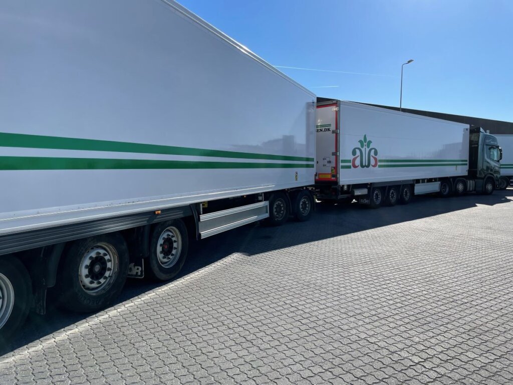 Denmark: hauliers to pay for upgrades to roads for double trailers