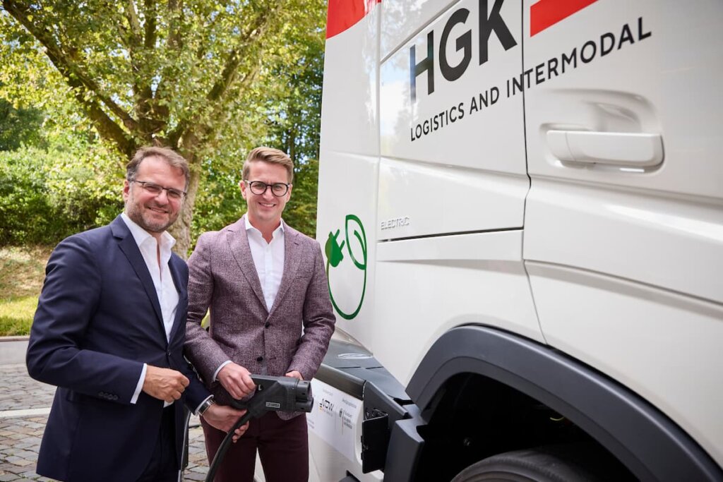 Alternative Antriebe: HGK Logistics und RheinEnergie haben sich auf enge Kooperation verständigt