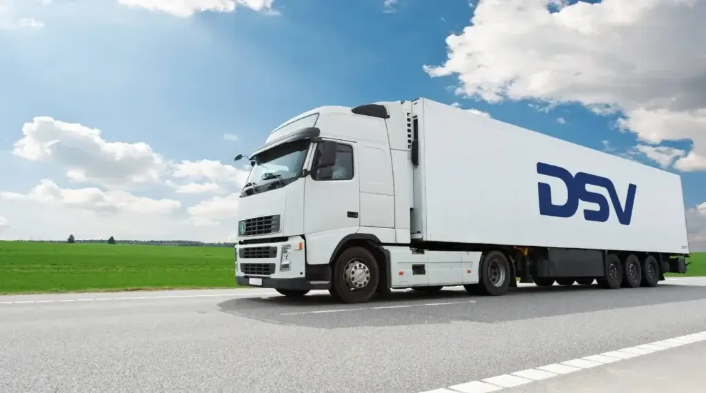 DSV pozyskuje okrągłą sumę na zakup DB Schenkera