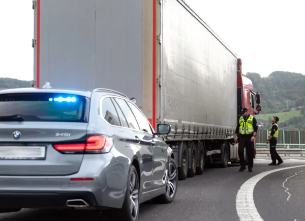 Vežėjas nubaustas už legalų tachografą. Per didelis Čekijos tarnybų uolumas?