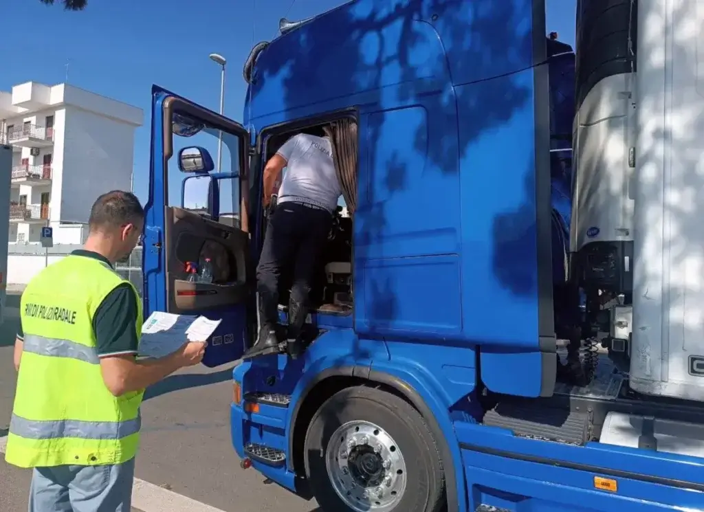 Rutinellenőrzés óriási lebukással: 35 ezer euróba került a fuvarozónak