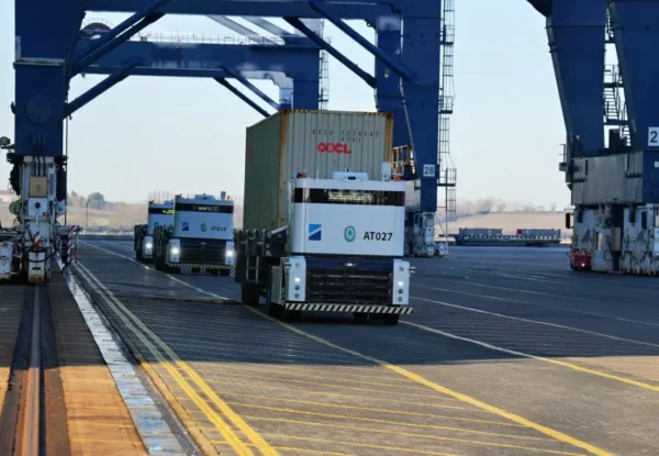 Felixstowe port turns to private 5G to power automation