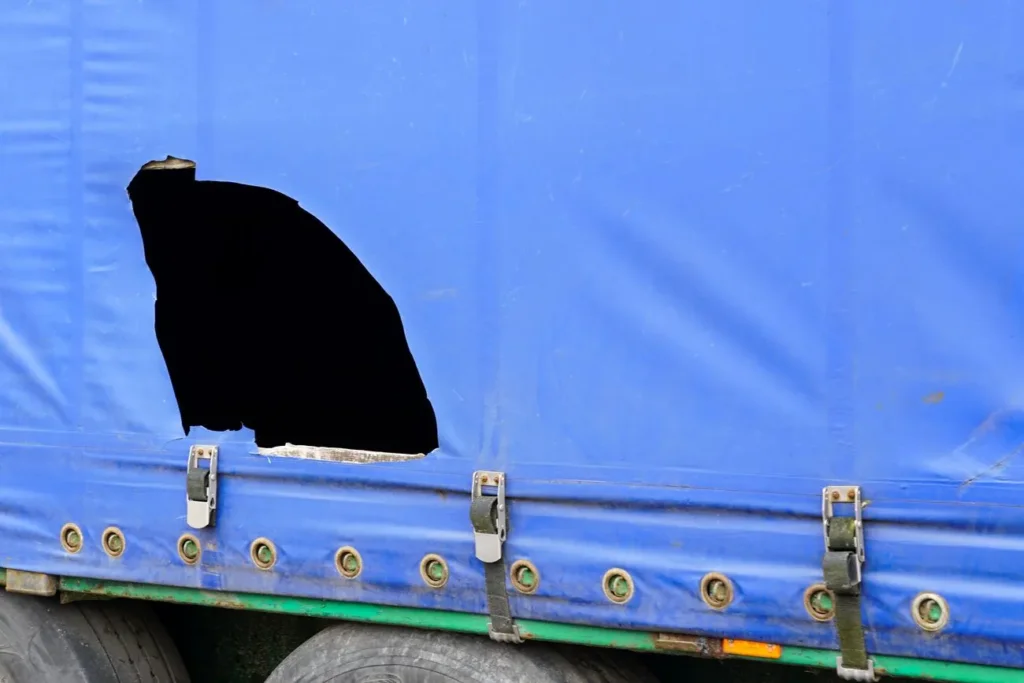 Furti di carichi dai camion in netto calo. Eppure le perdite sono ancora milionarie