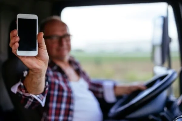 Csalás! Útdíjtartozásra hivatkozva küldenek SMS-t az adathalászok