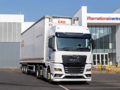 Sky Italia affida a GXO la logistica dei suoi dispositivi: distribuzione da Colleferro per oltre un 