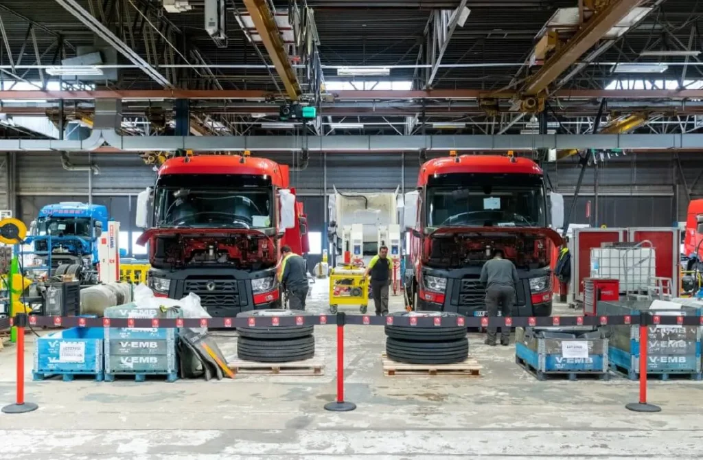 Zero-emission truck rollout at risk as EU stalls on key law, say ACEA and hauliers