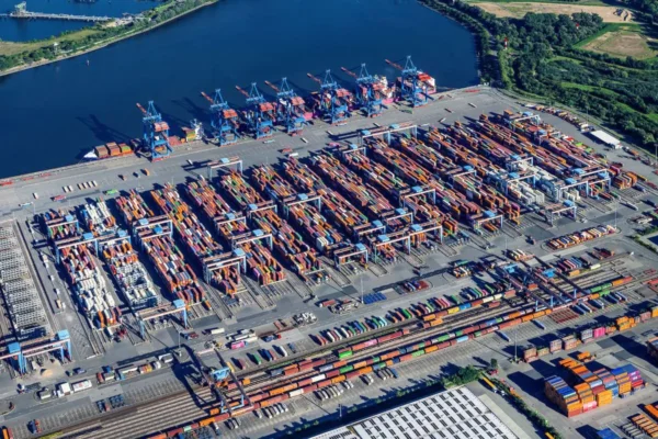 Hamburg to create new terminal yards in €1.1bn upgrade