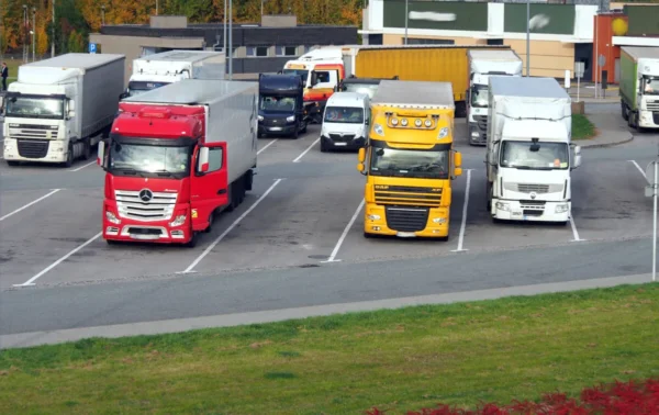 Camion, stop alla circolazione il 14 e 15 agosto 2025: ecco dove