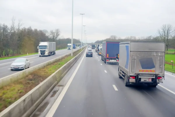 Öt napig terelések az E17-esen Antwerpen előtt: jön az új aszfalt