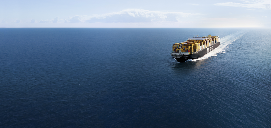 Menos desvíos por Hormuz, más atasco en los puertos de alternativa