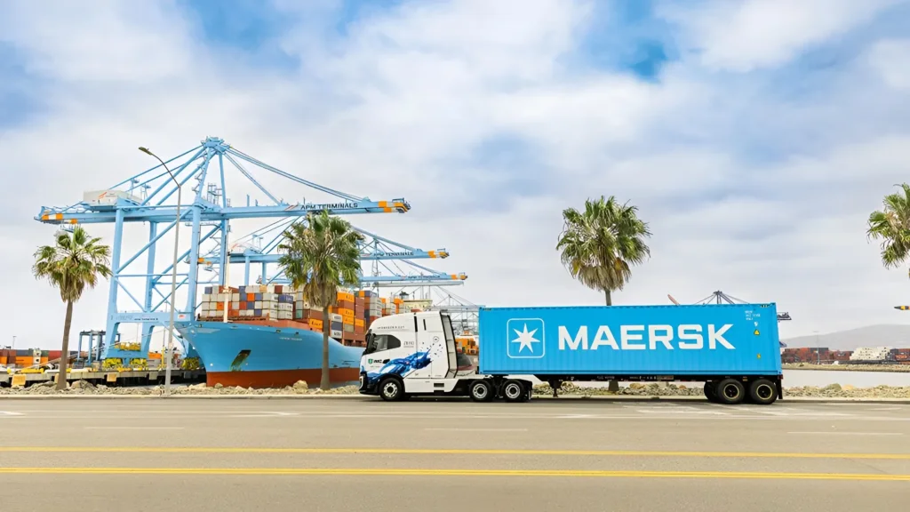 Maersk swings from loss warning to USD 4bn profit outlook