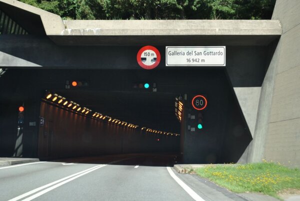 Tunelul rutier Gotthard: închideri pe timpul nopții în iunie, septembrie și la început de octombrie