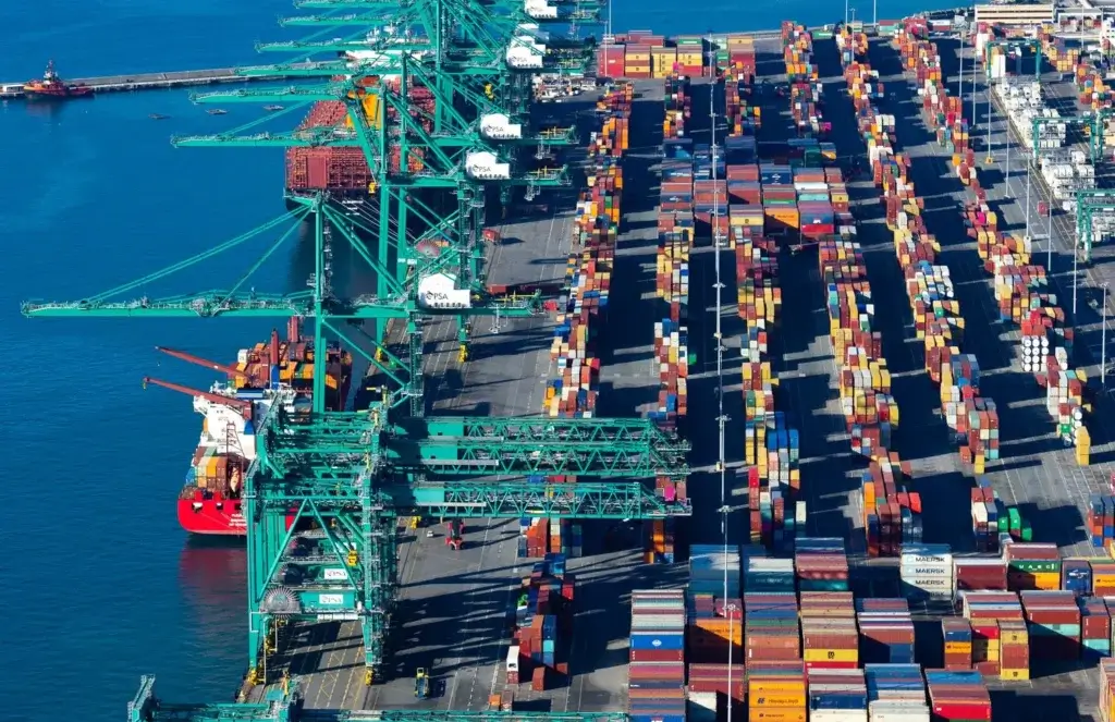 Fermo di 72 ore tra Genova e Savona: a rischio ritardi e rallentamenti nella logistica