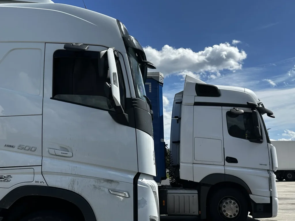 Extreme Hitze im Lkw: So schützen Speditionen ihre Fahrer vor Hitzestress