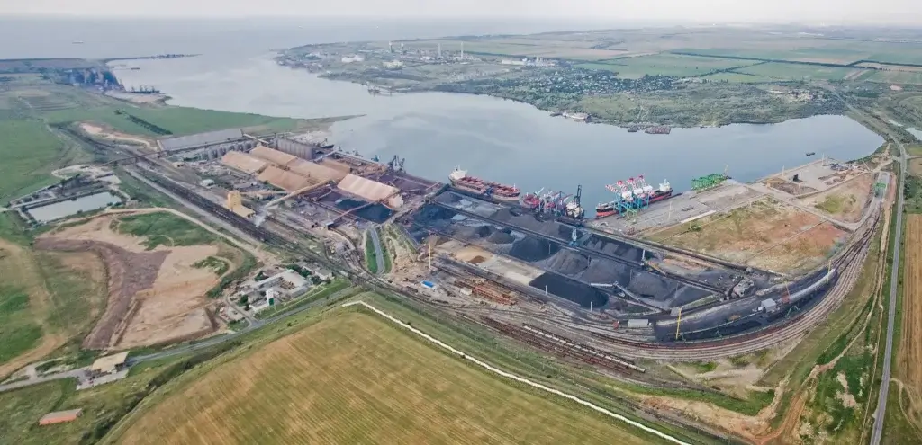 World’s largest container line moves into Ukrainian Black Sea terminal despite war risk