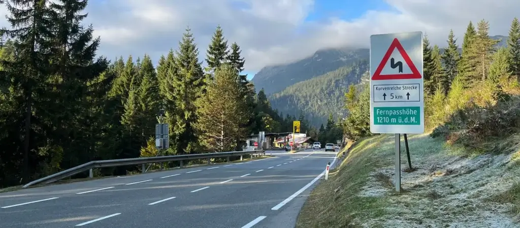 Fernpass am 1. August gesperrt: Tirol rät Lkw zu großräumigen Umfahrungen