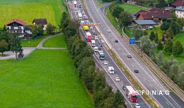Austria ridică temporar limita de viteză pe timp de noapte pentru camioane pe A10