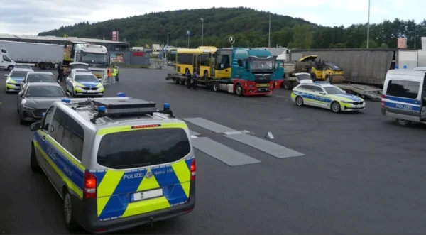 Niemcy nie czekali nawet tygodnia. Ruszyły kontrole busów i pierwsze kary za brak tachografów
