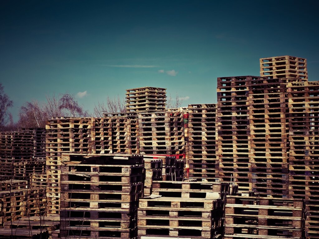 Pall-Ex rinnova l’accordo con Italian Pallet Network: partnership estesa per altri vent’anni