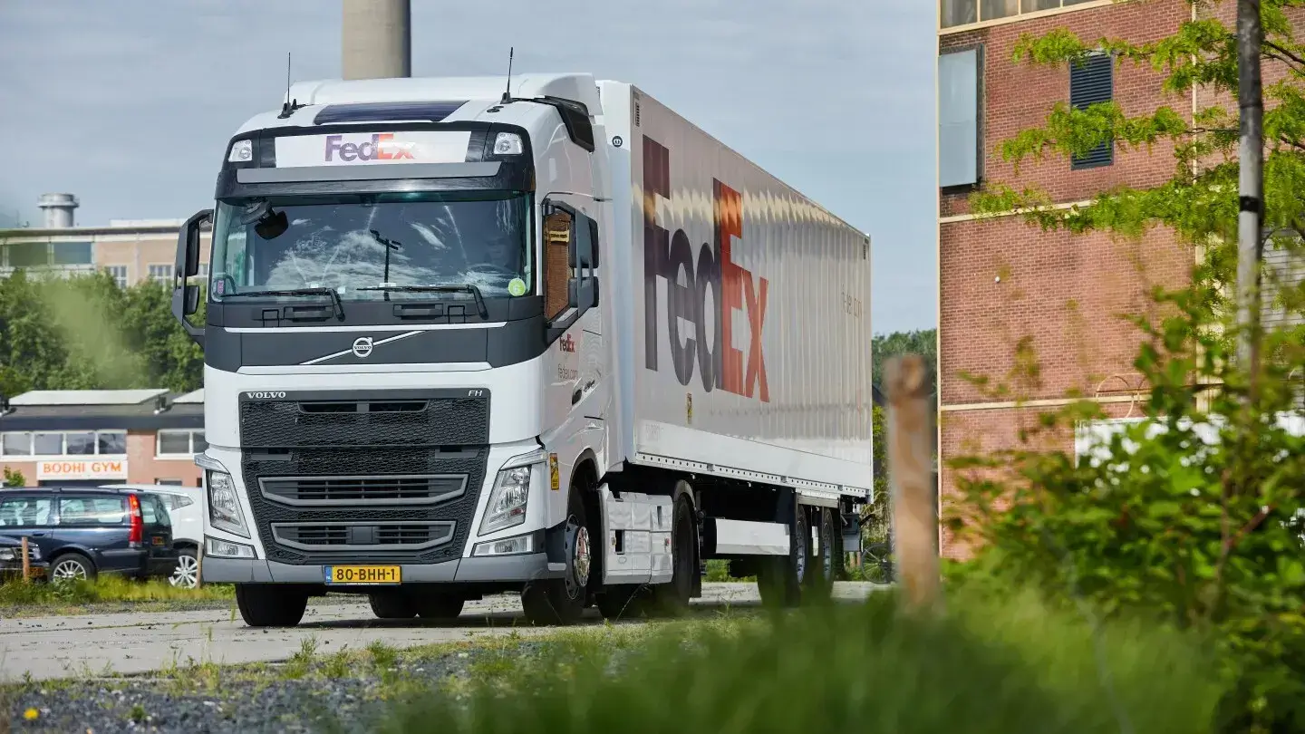 „CMA CGM“ už 1,4 mlrd. JAV dolerių įsigyja „FedEx Supply Chain“